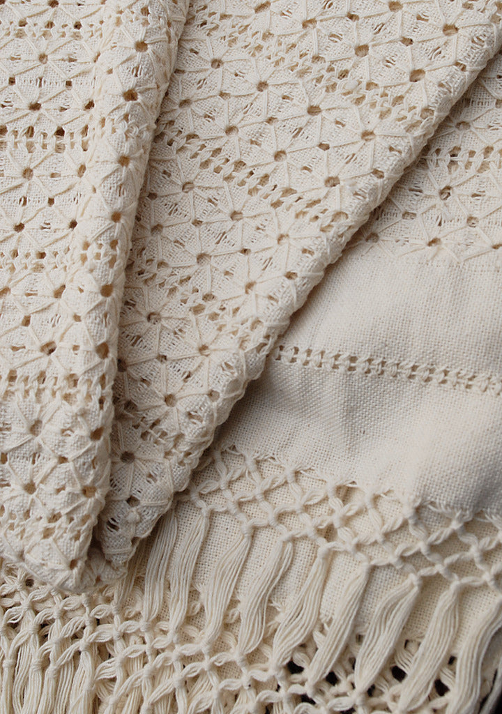 Handmade natural 100% cotton Shawl detail